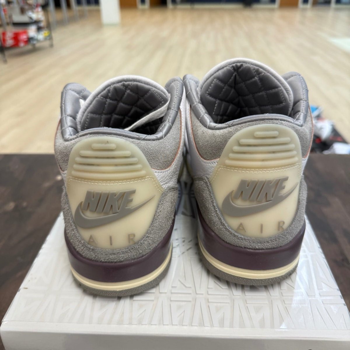 Jordan 3 Retro SP A Ma Maniére (Women's) - Image 4