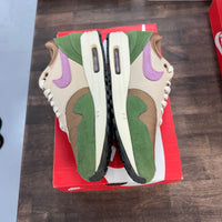 Tree Line Air Max 1 (USED)