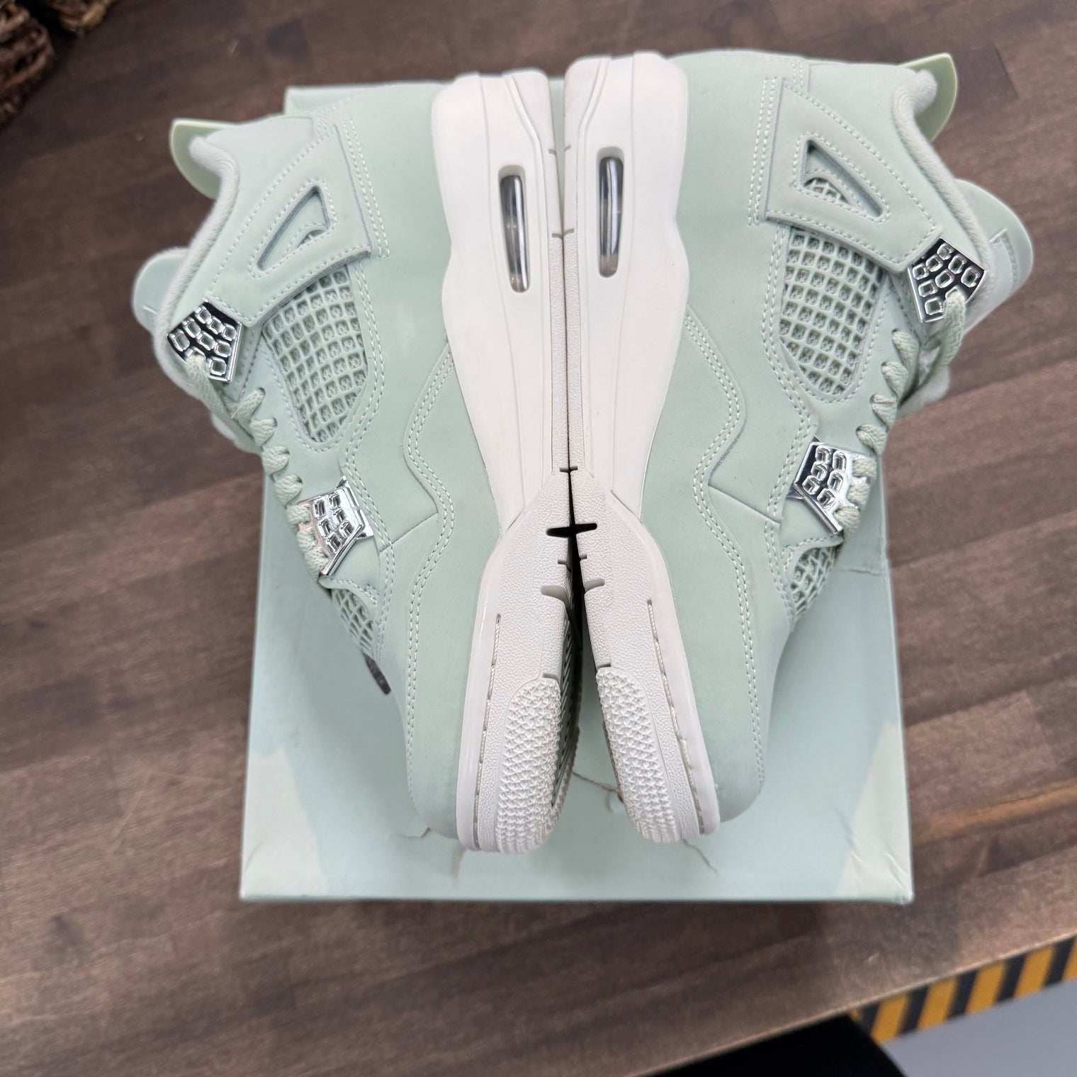 Seafoam Sail Jordan 4 Retro (W) (USED)
