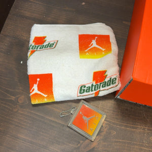Jordan 6 Retro Gatorade Like Mike White - Image 9