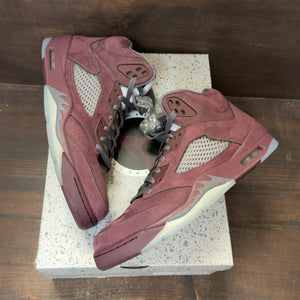 Jordan 5 Retro Burgundy (2023) - Image 2