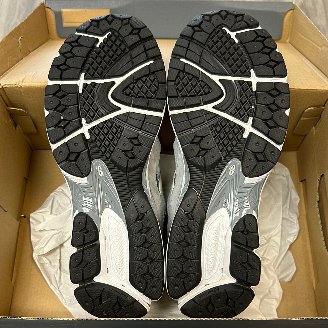 New Balance 2002R Grey Orca (USED)