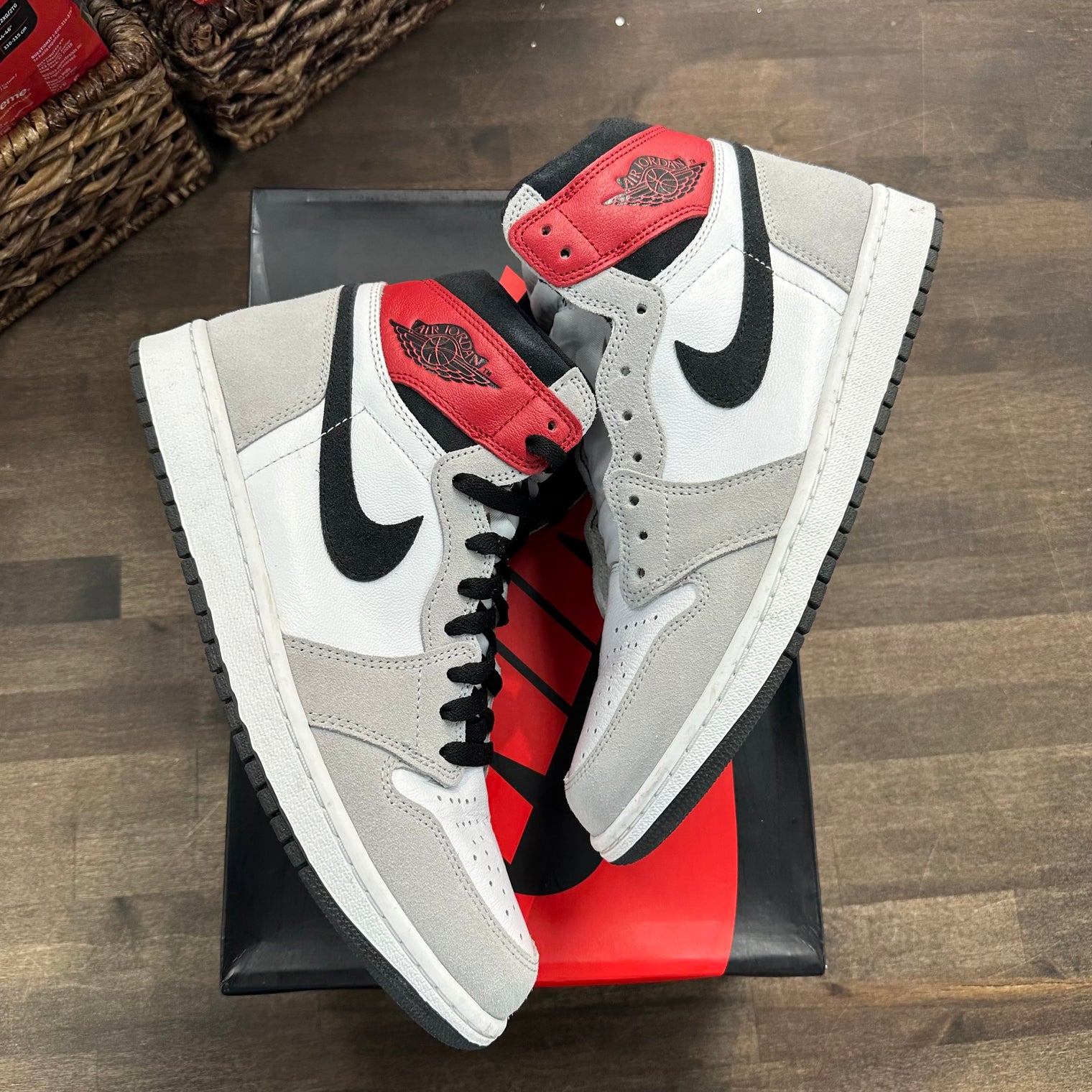 Light Smoke Grey Jordan 1 High Retro (USED)