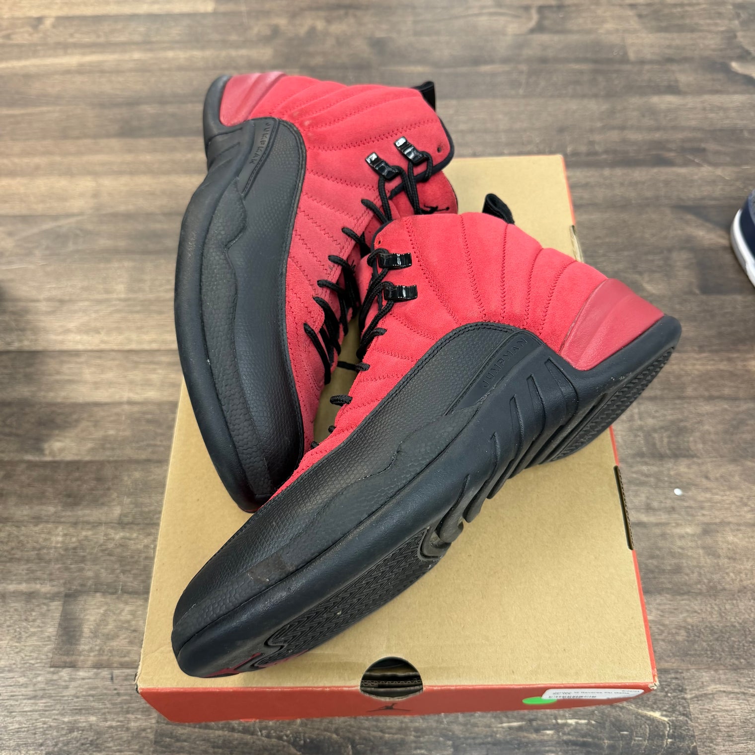 Reverse Flu Game Jordan 12 Retro (USED)