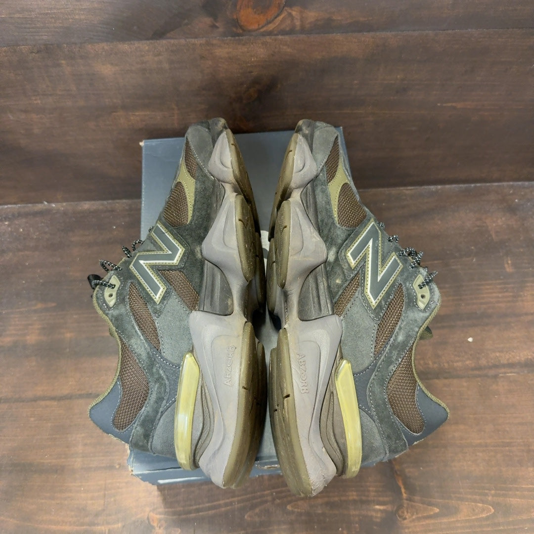 New Balance 9060 Blacktop Dark Moss - Image 6