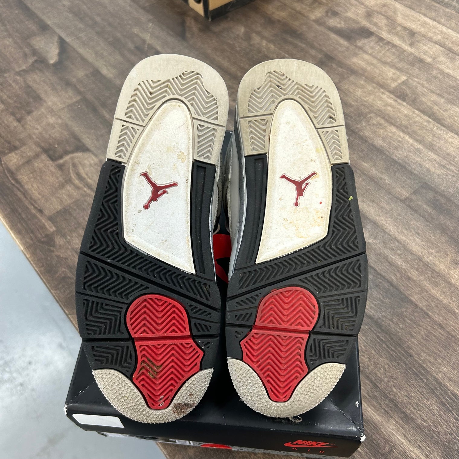 White Cement Jordan 4 (GS) (2025) (USED)