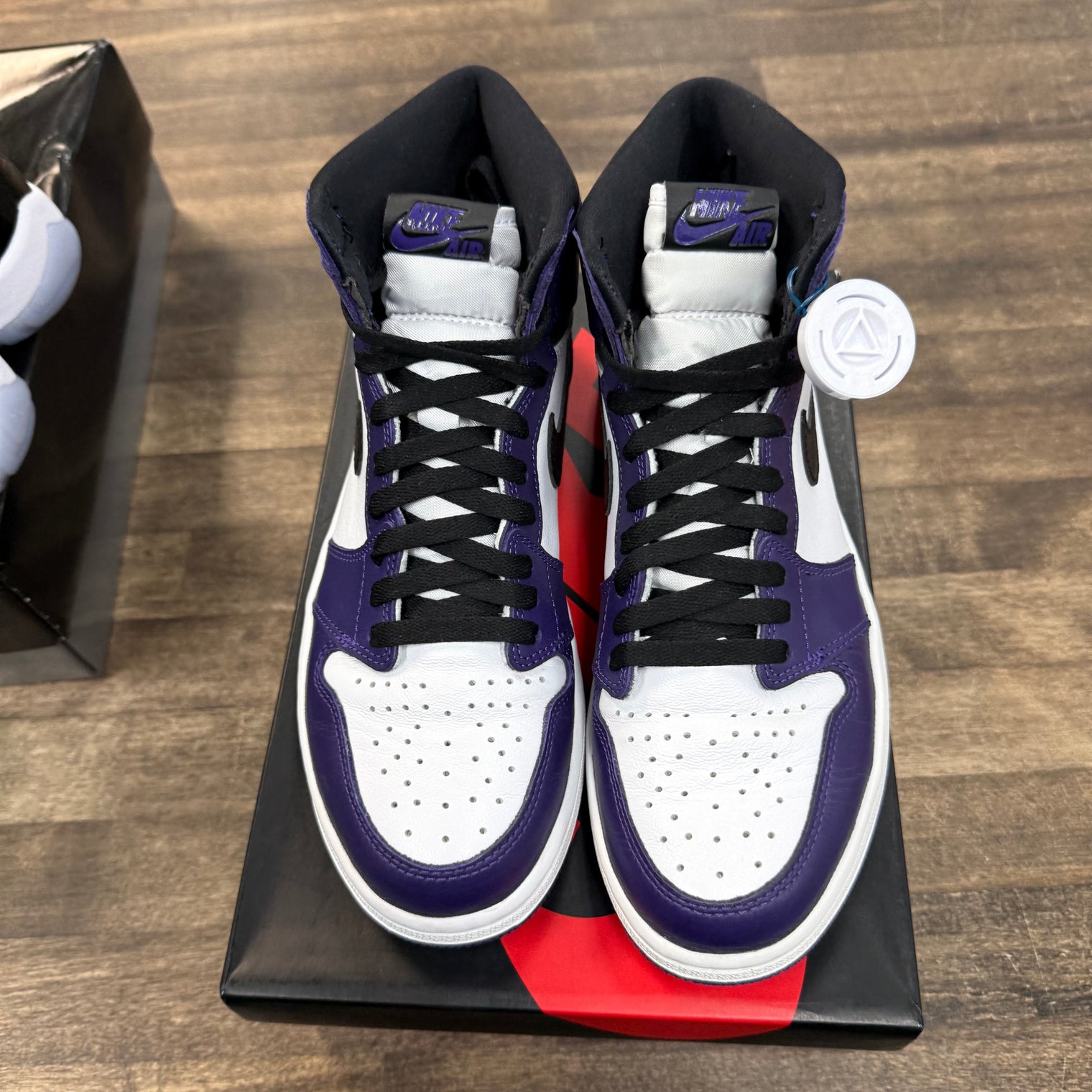 Air Jordan 1 Retro High Court Purple White (USED)