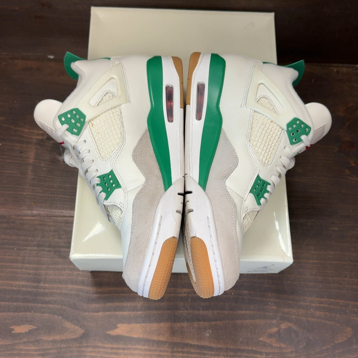 Jordan 4 Retro SB Pine Green - Image 4