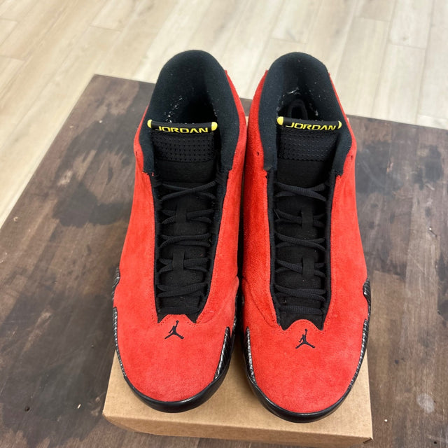 Jordan 14 Retro Ferrari (2025) Size 11 (Pre-Owned) - Image 2