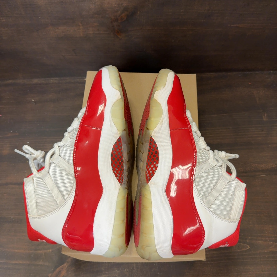 Jordan 11 Retro Cherry (2022) Size 10 (Pre-Owned) - Image 6