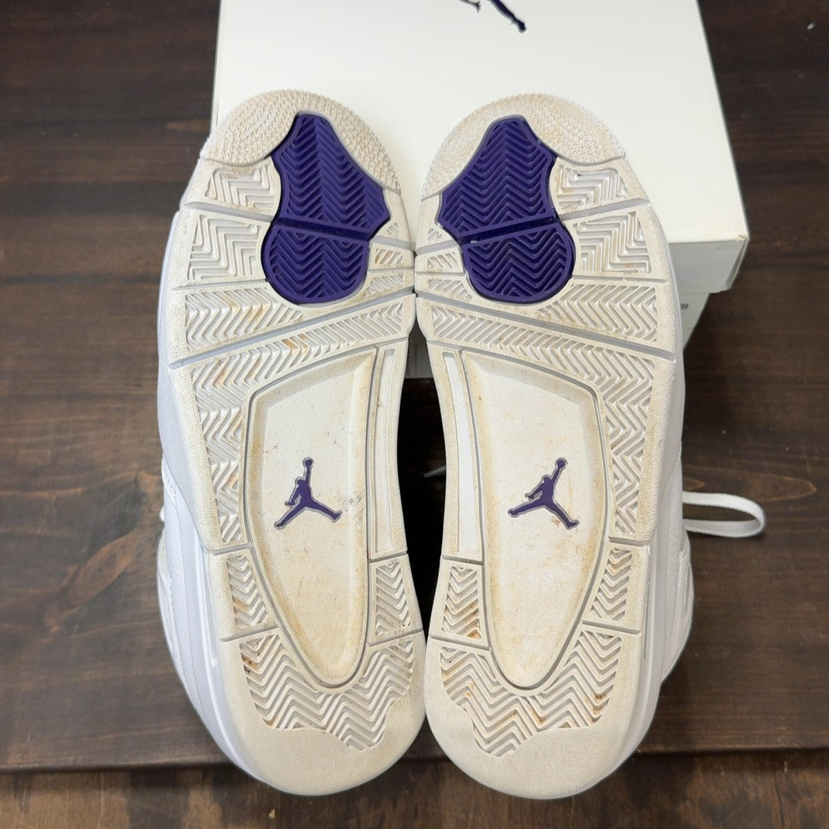 Jordan 4 Retro Metallic Purple - Image 8