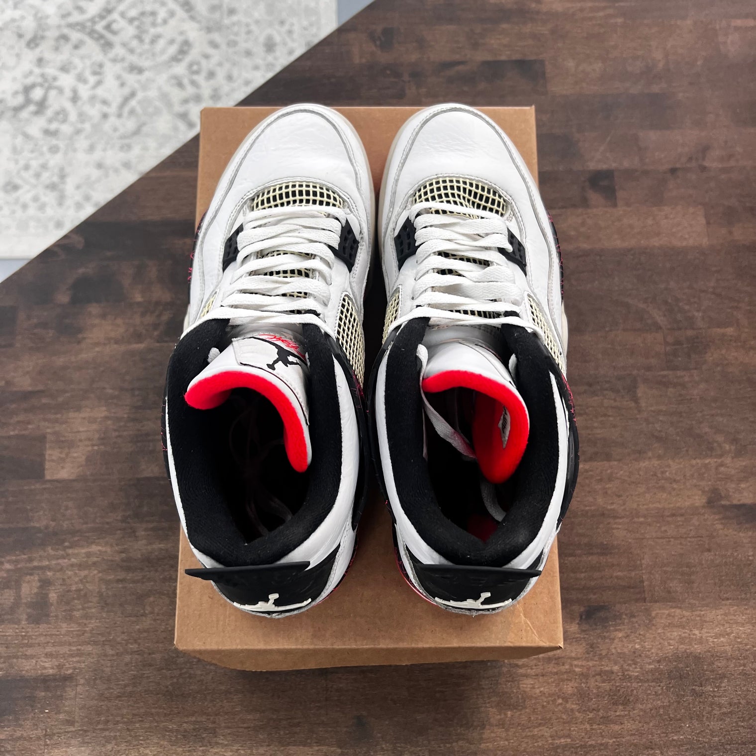 Flight Nostalgia Jordan 4 (USED, no box)
