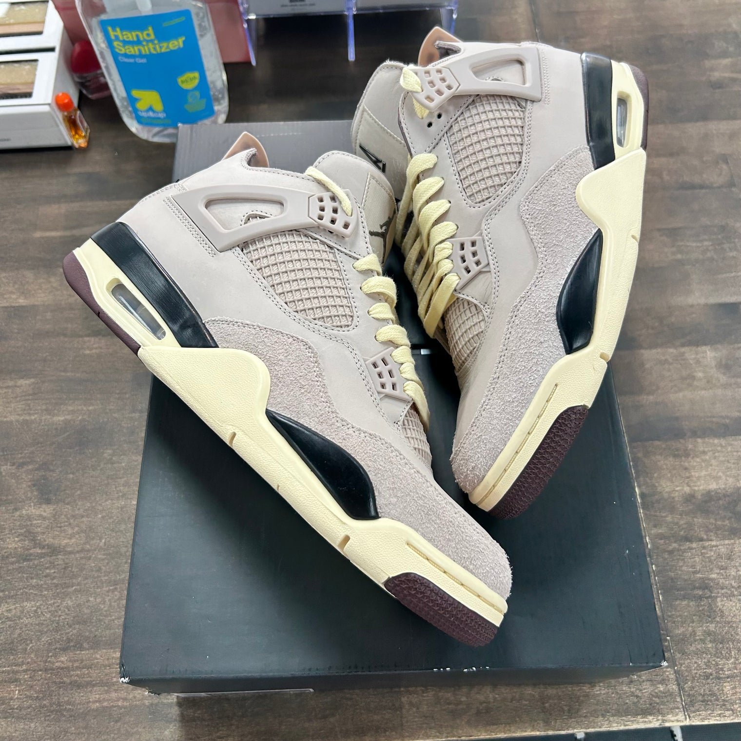 A Ma Maniere Sleeping Jordan 4 (W) (Lightly Worn)