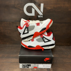 Jordan 4 Retro Fire Red (2020) Size 9 (Pre-Owned) - front