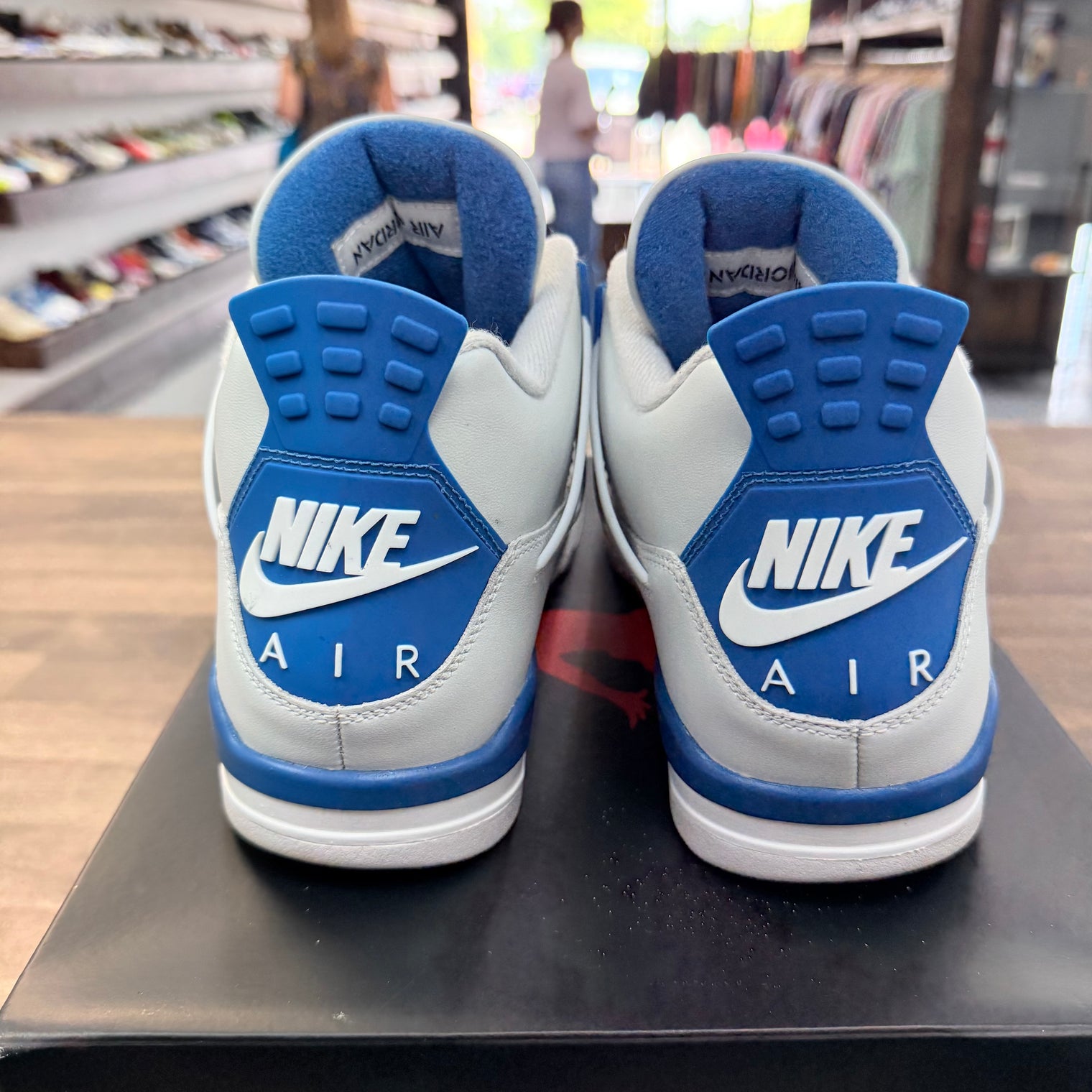 Military Blue Jordan 4 2024 (USED)