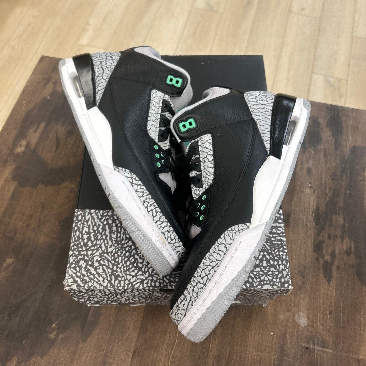 Jordan 3 Retro Green Glow Size 13 (Pre-Owned) - Image 1