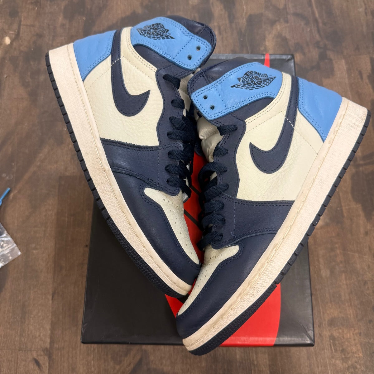 Jordan 1 Retro High Obsidian Size 8.5 (Pre-Owned) - Image 1
