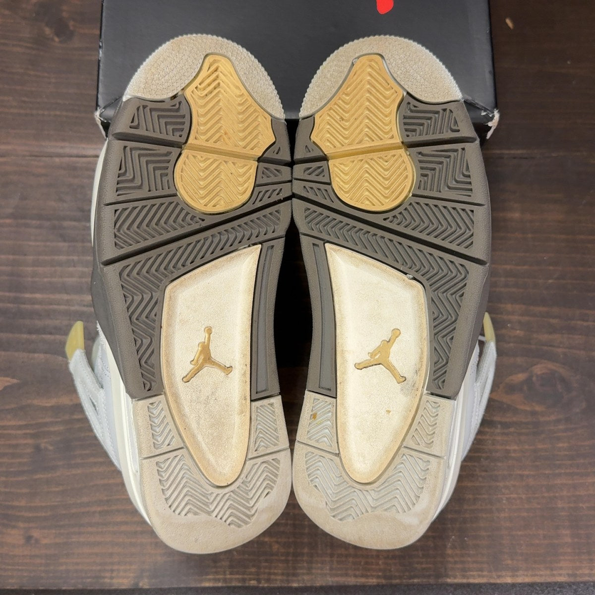 Jordan 4 Retro SE Craft Photon Dust (GS) - Image 8