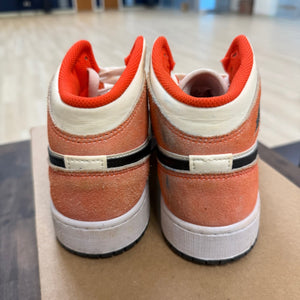 Jordan 1 Mid SE Orange Suede (GS) Size 5.5Y (Pre-Owned) - Image 3