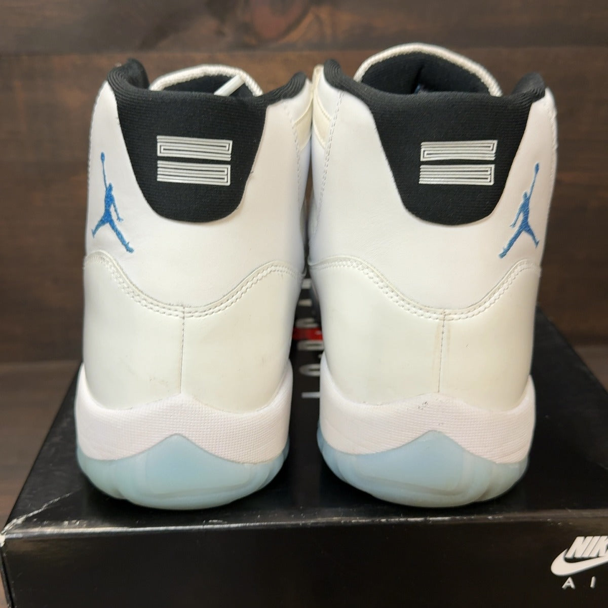 Jordan 11 Retro Legend Blue (2024) - Image 5
