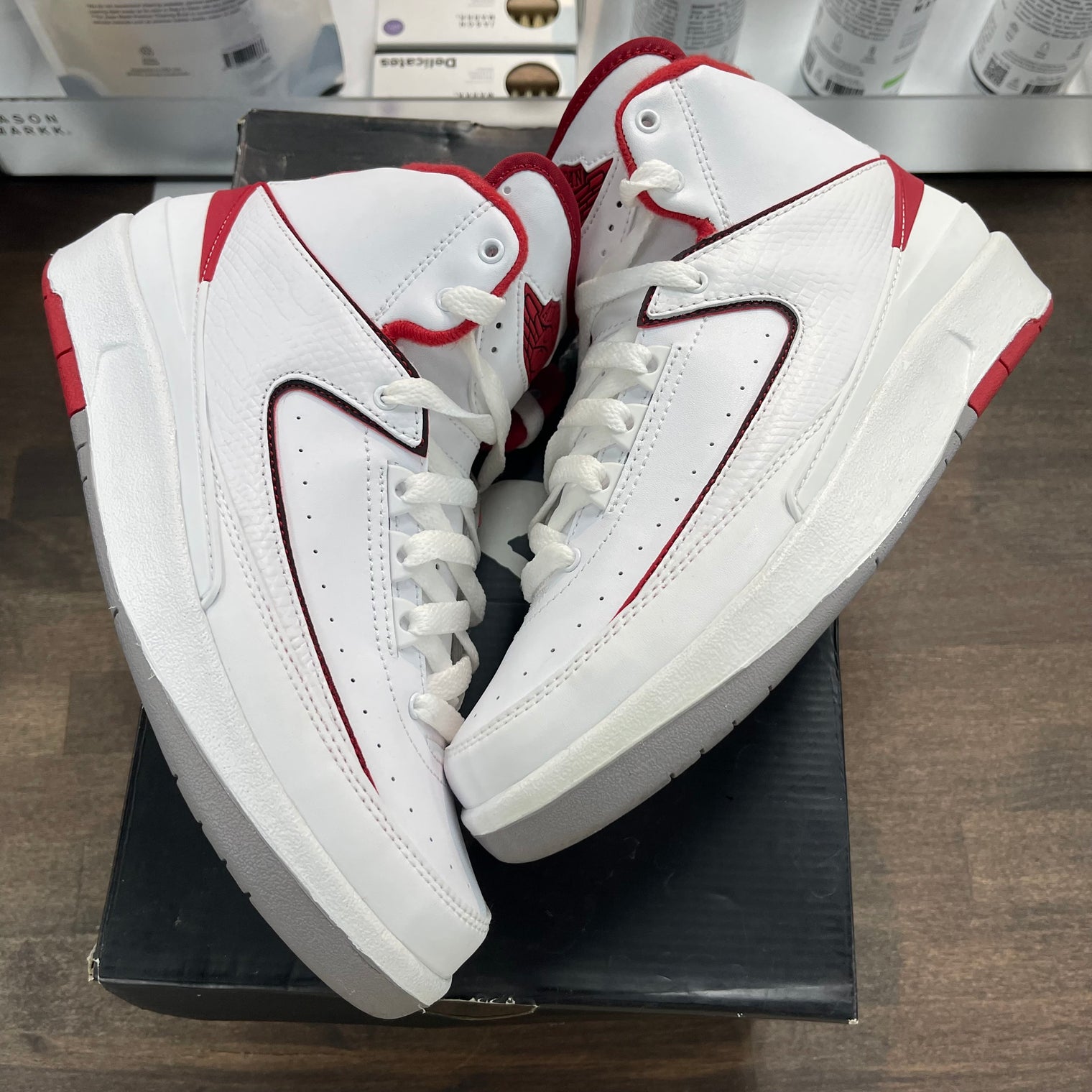 (GS) White Red Jordan 2 (USED)