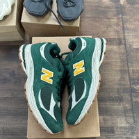 ASOS Exclusive Green New Balance 2002R (USED, No Box)