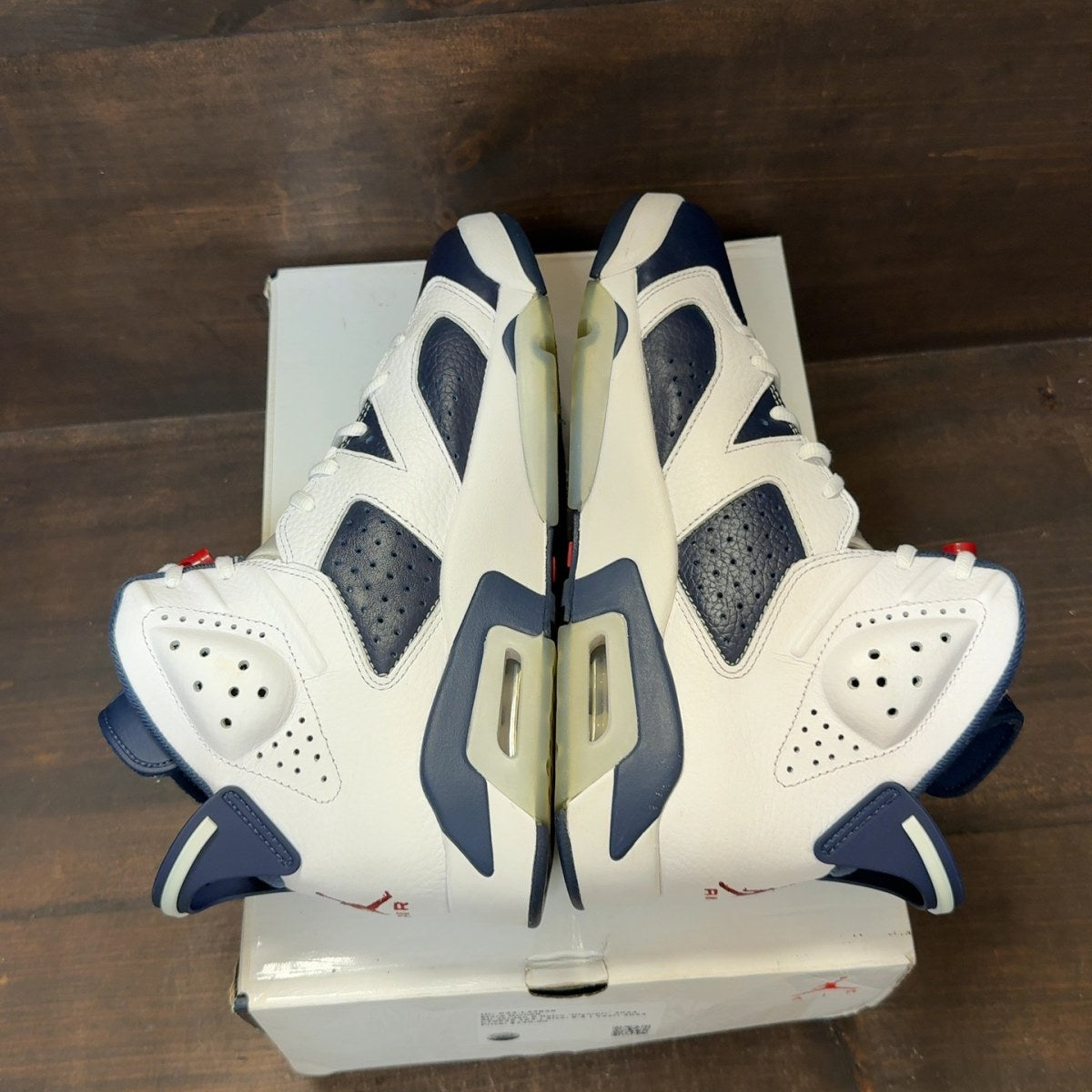 Jordan 6 Retro Olympic (2024) - Image 5