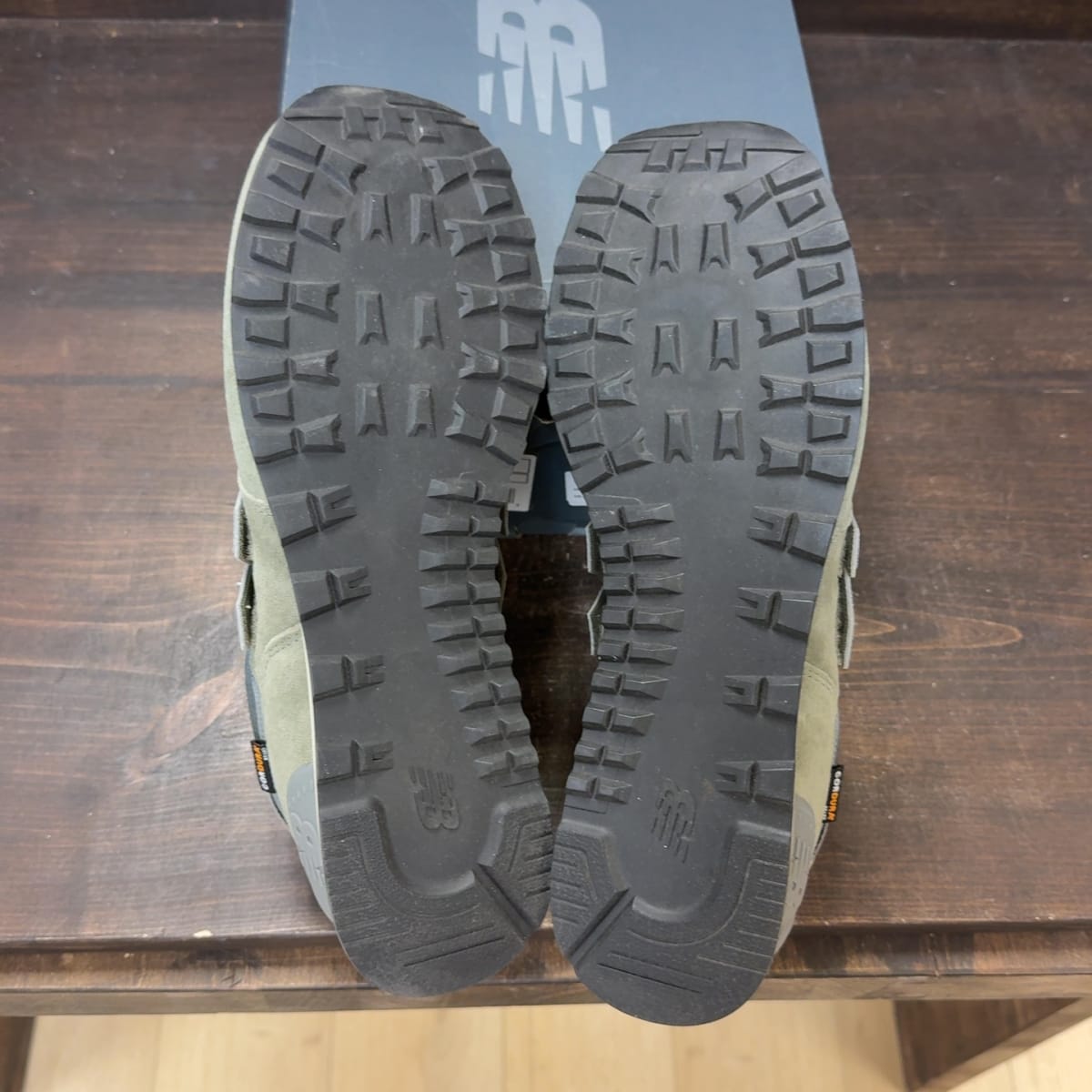 New Balance 574 Alpha Industries Size 13 (Pre-Owned) - aux