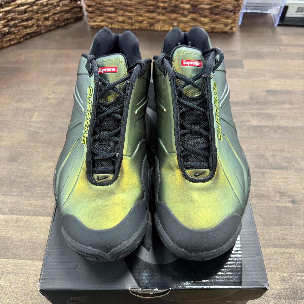 Nike Air Zoom Courtposite Supreme Metallic Gold - Image 3