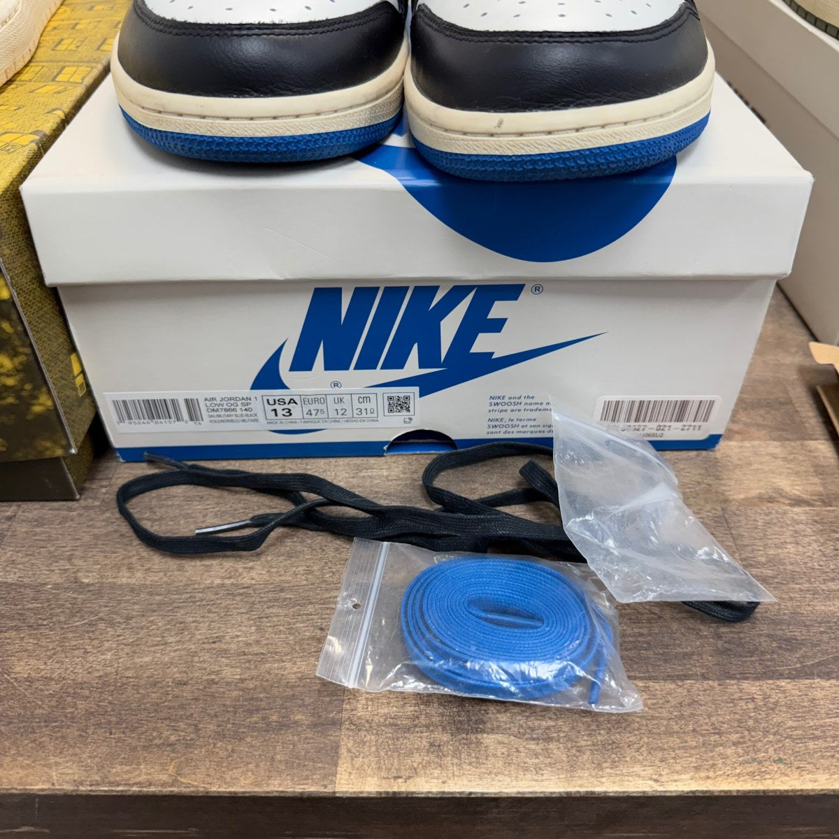 Jordan 1 Retro Low OG SP Fragment x Travis Scott - Image 7