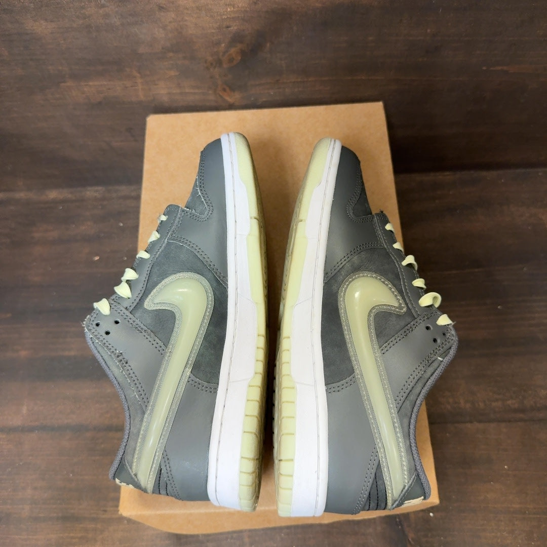 Nike Dunk Low Halloween Glow in the Dark (GS) Size 6.5Y (Pre-Owned) - Image 6