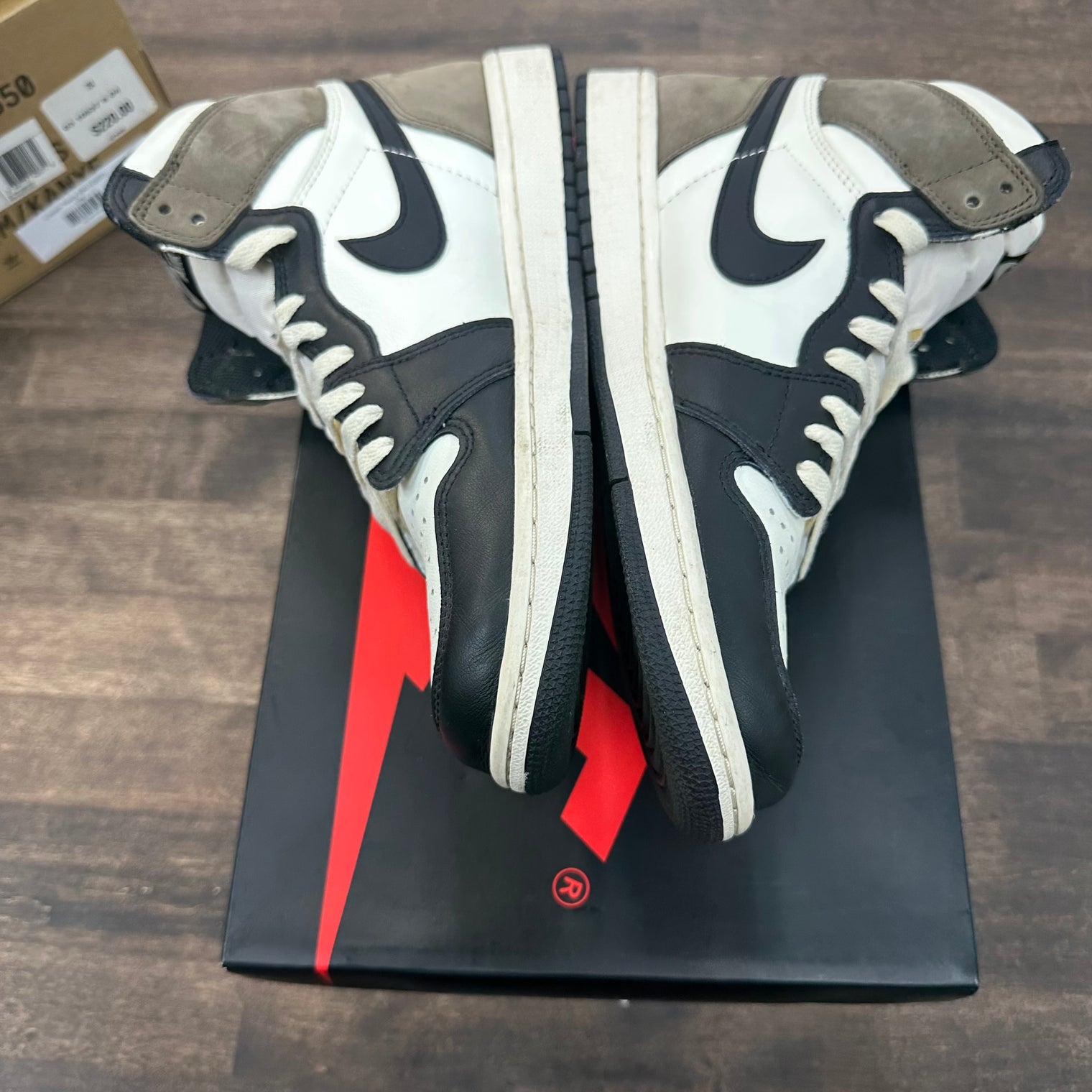 Mocha Jordan 1 High (USED)