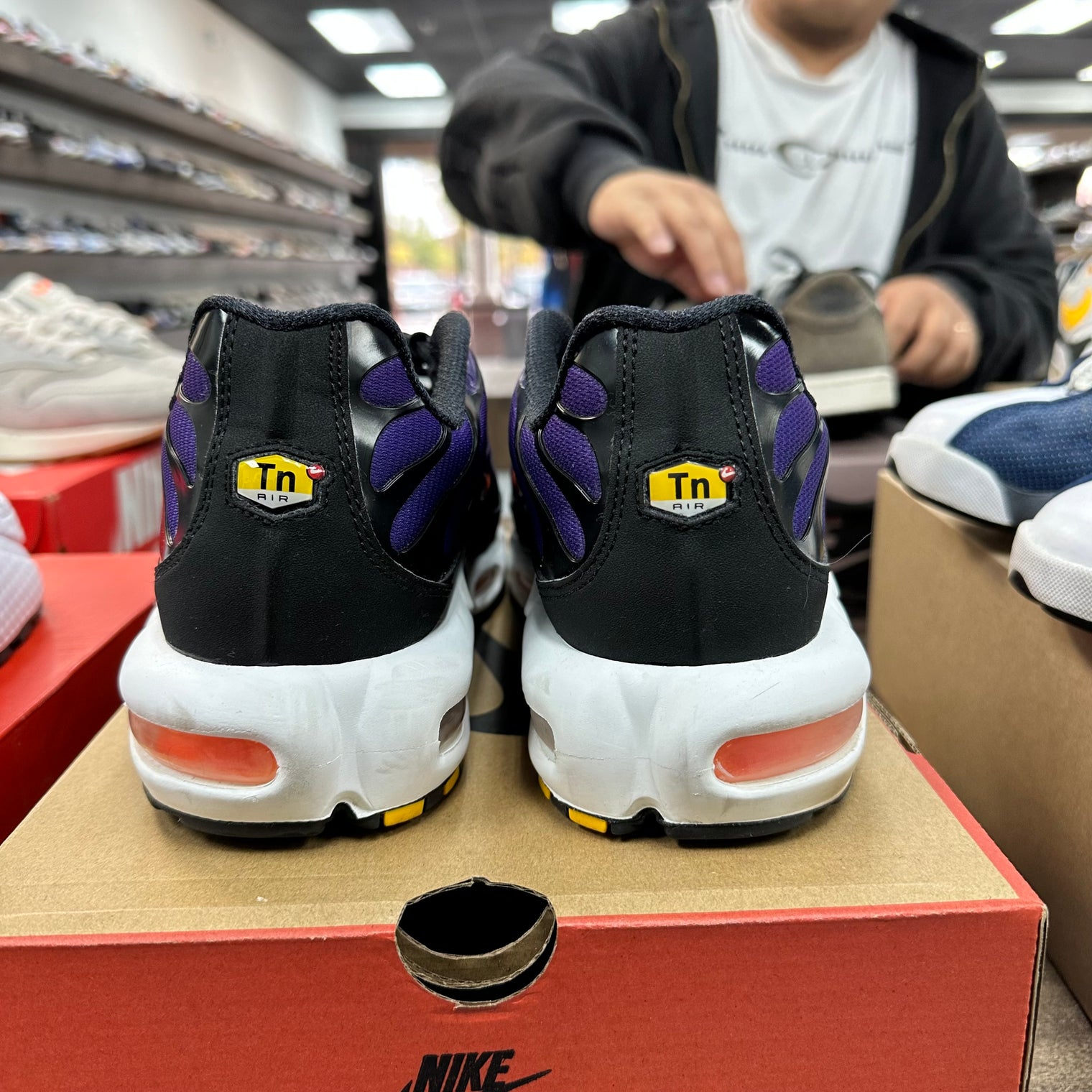 Voltage Purple Nike Air Max Plus (USED)