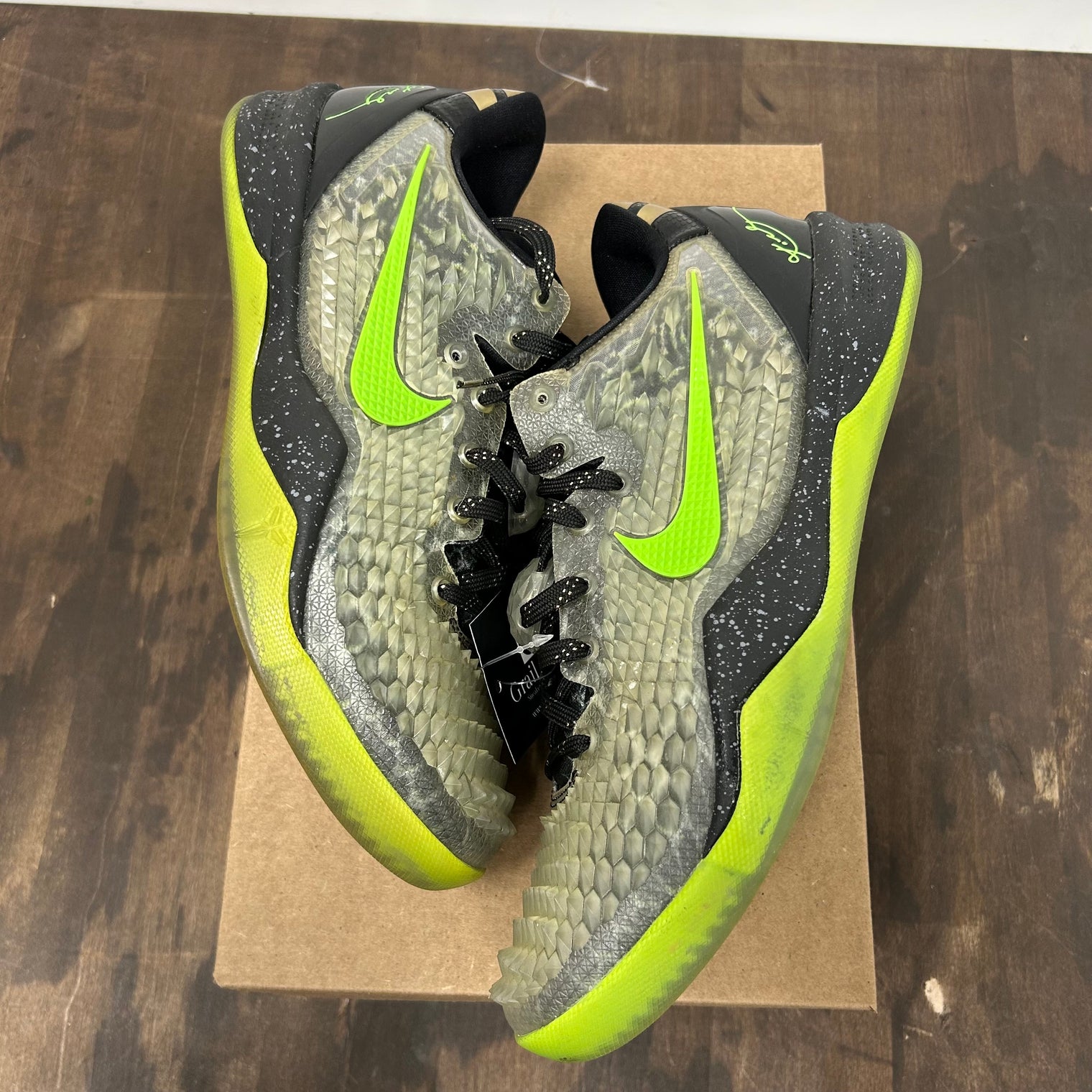 Christmas Kobe 8 SS (2013) (USED, No Box)