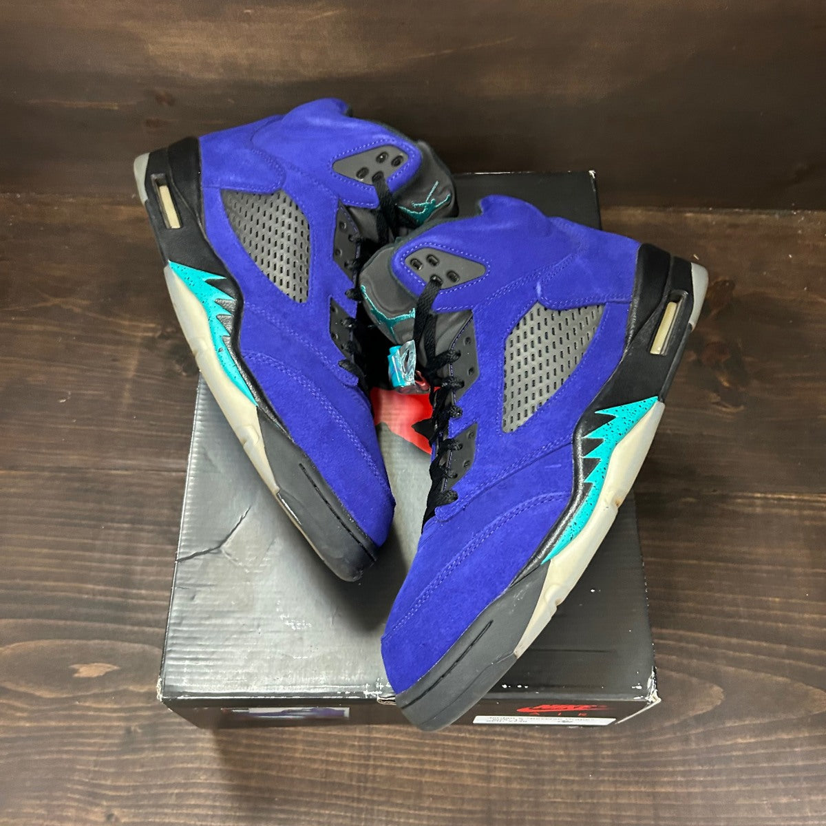 Jordan 5 Retro Alternate Grape - Image 2
