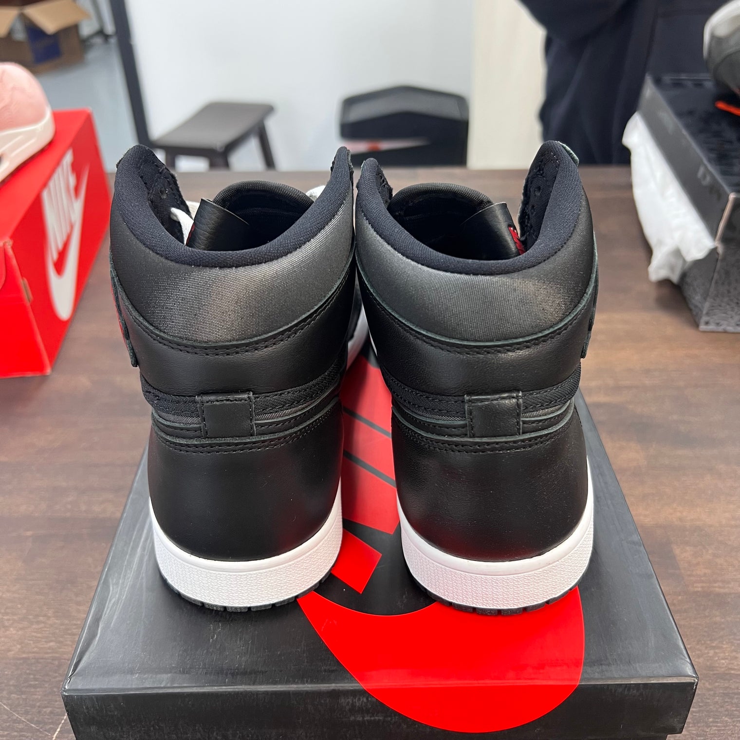 Black Satin Gym Red Jordan 1 High (USED)