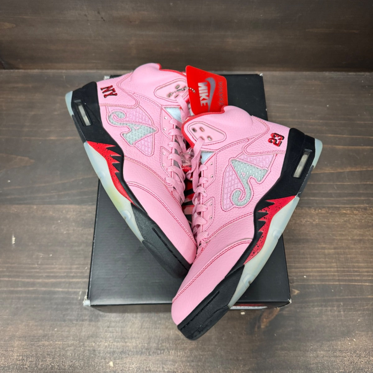 Jordan 5 Retro Awake NY Arctic Pink - Image 2