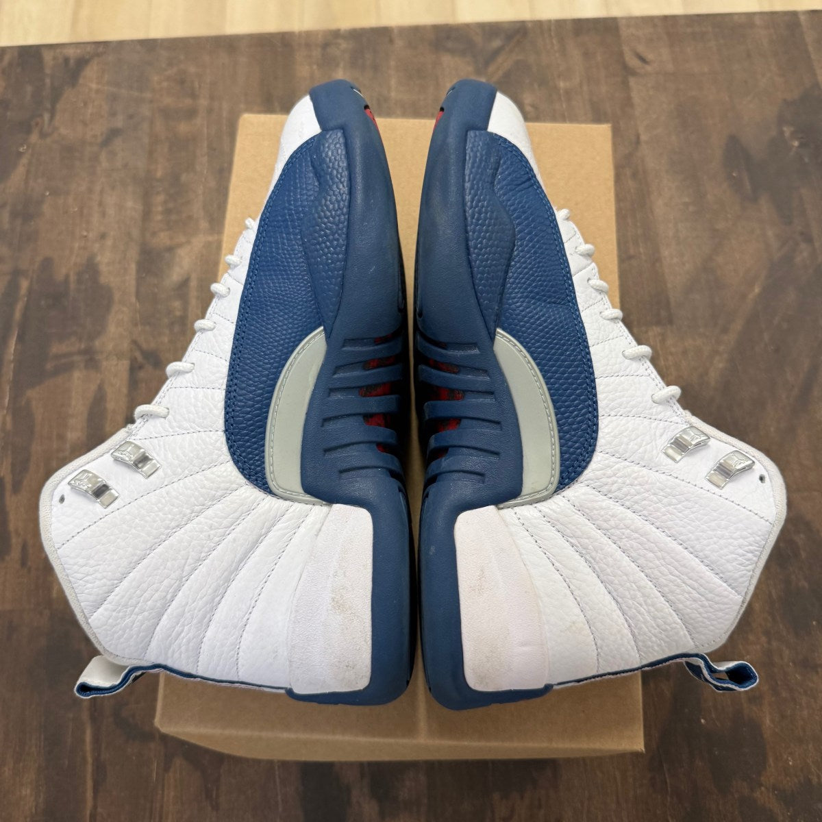 Jordan 12 Retro French Blue (2016) Size 8 (Pre-Owned) - Image 4