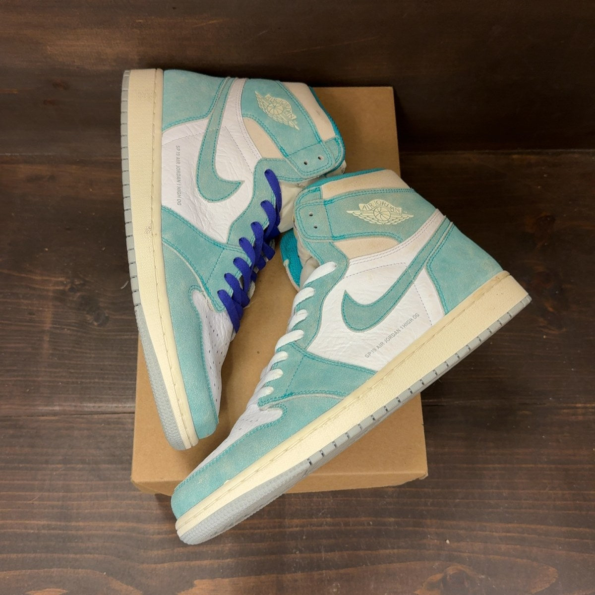 Jordan 1 Retro High Turbo Green Size 12 (Pre-Owned) - Image 2