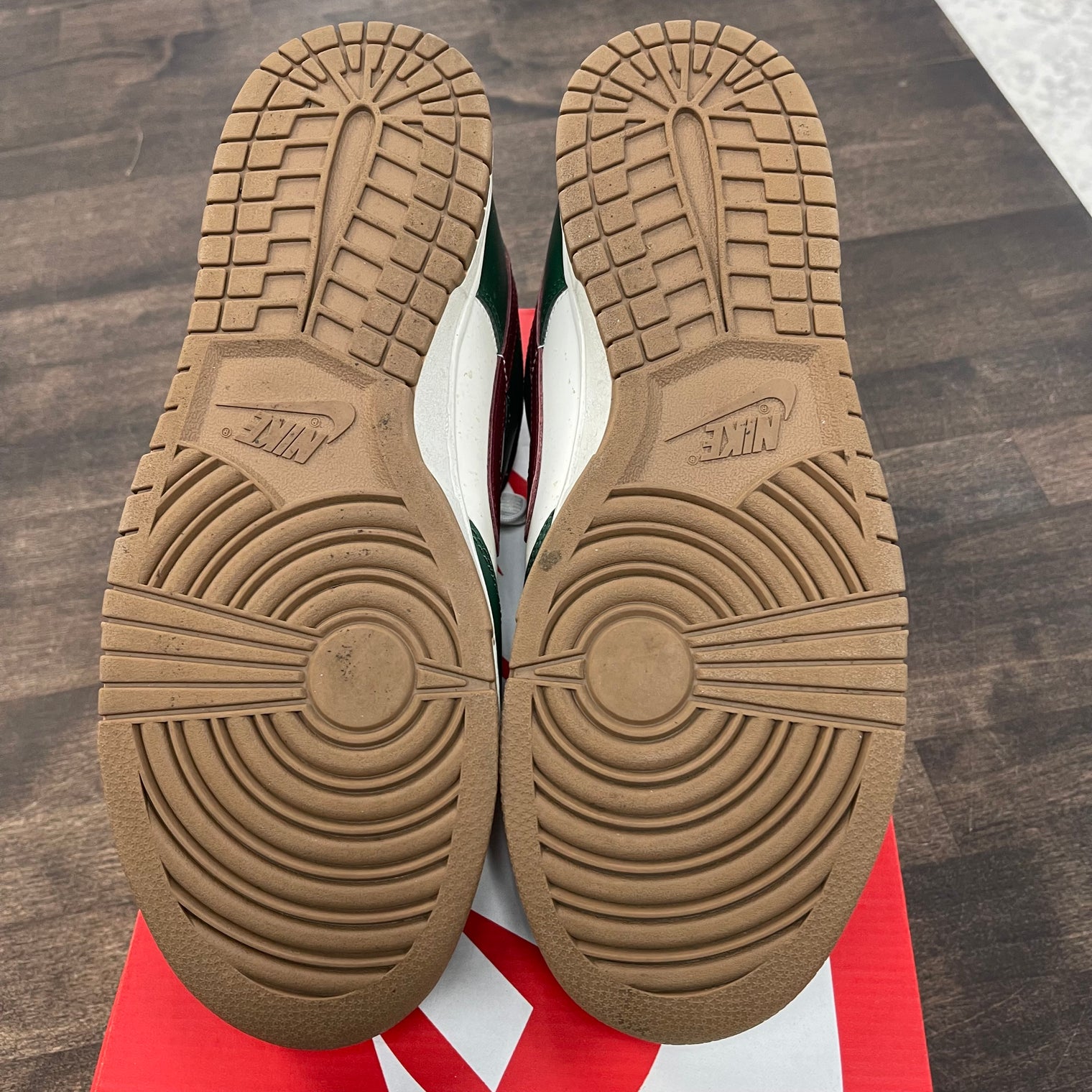 Gorge Green Dunk Low (USED)