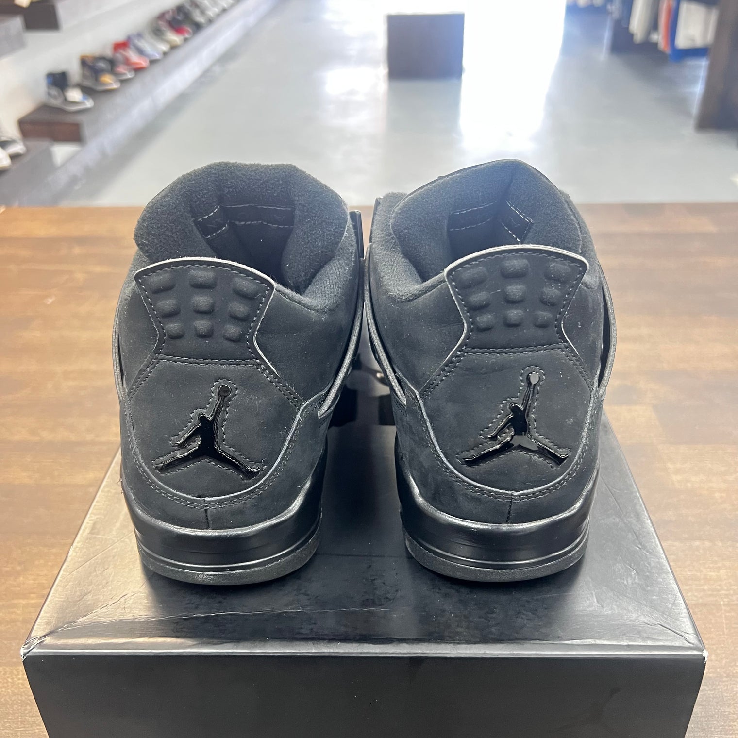 Black Cat Jordan 4 (USED)