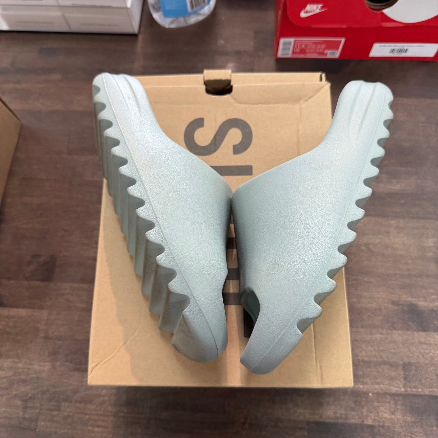 Salt Yeezy Slide (USED)