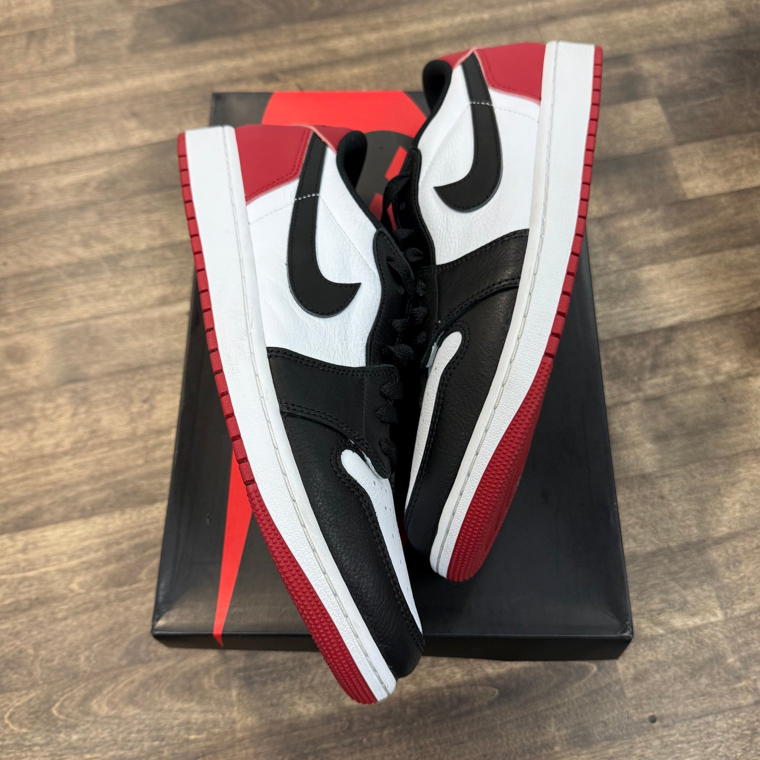 Black Toe Jordan 1 Retro Low OG (USED)
