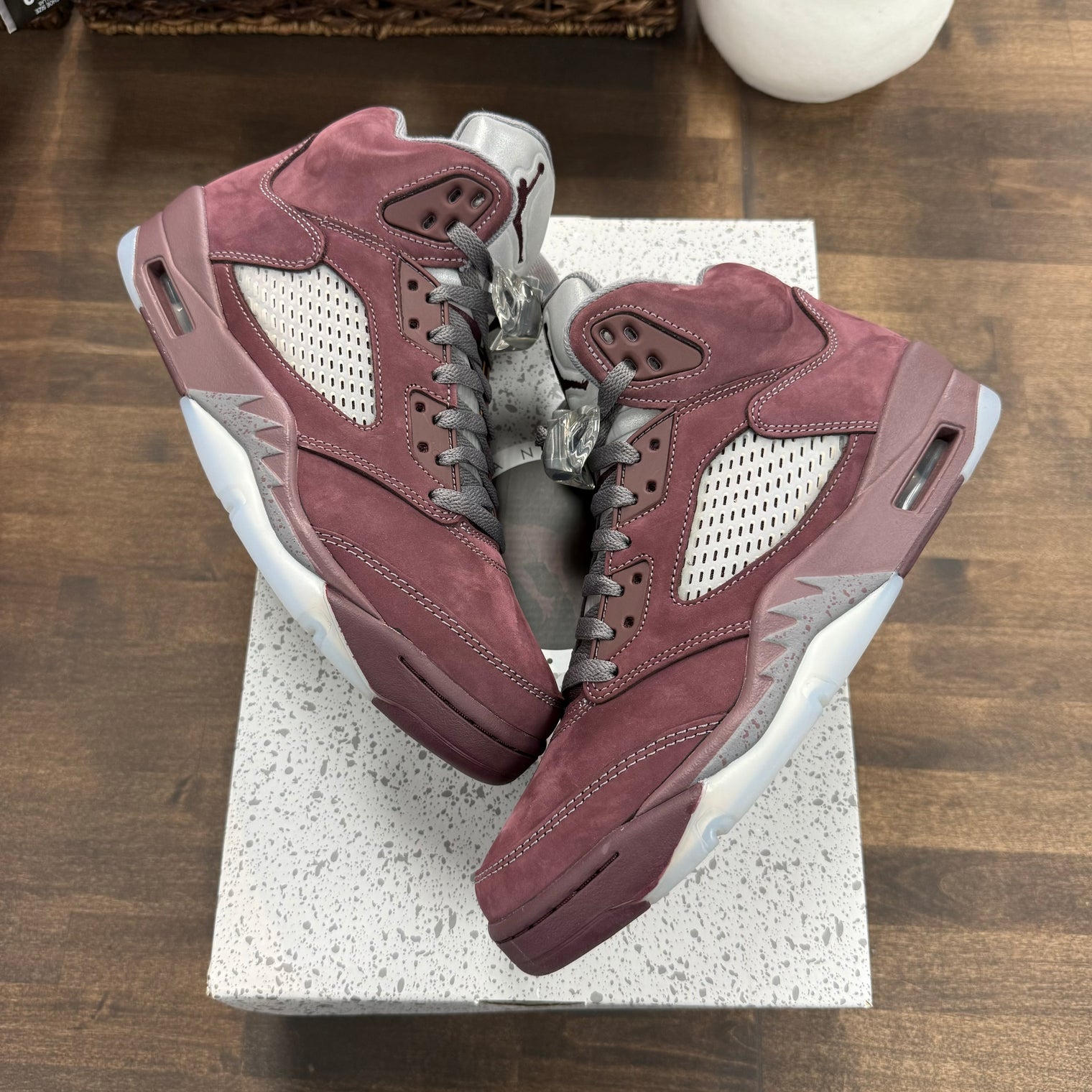 Burgundy Jordan 5 (USED)