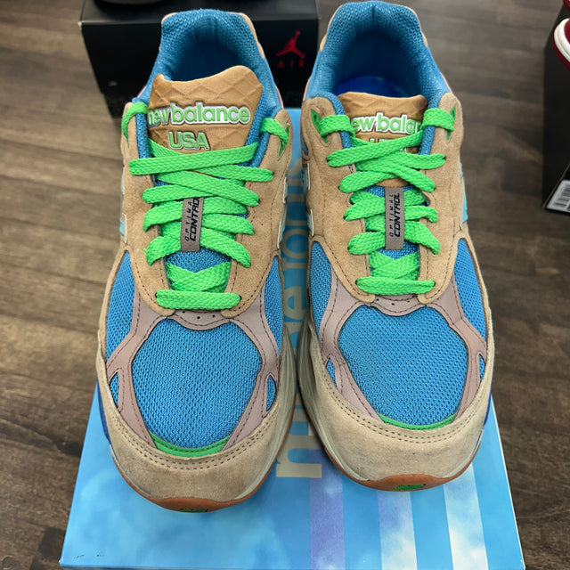 MiUSA Joe Freshgoods Outside Clothes New Balance 990v3 (USED)