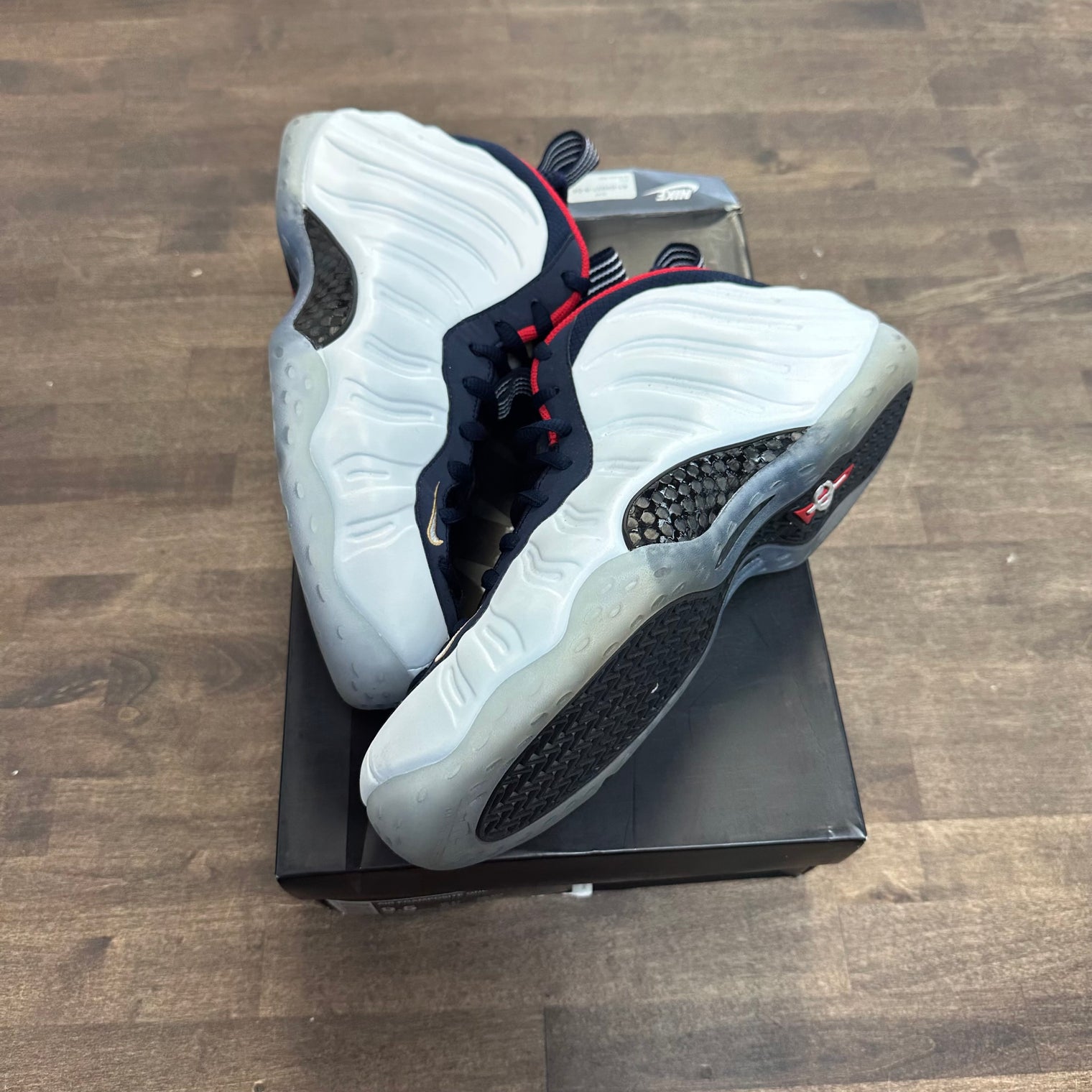 Olympic Air Foamposite One (USED)