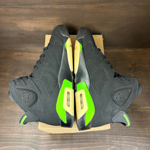 Jordan 6 Retro Electric Green Size 13 (Pre-Owned) - Image 5
