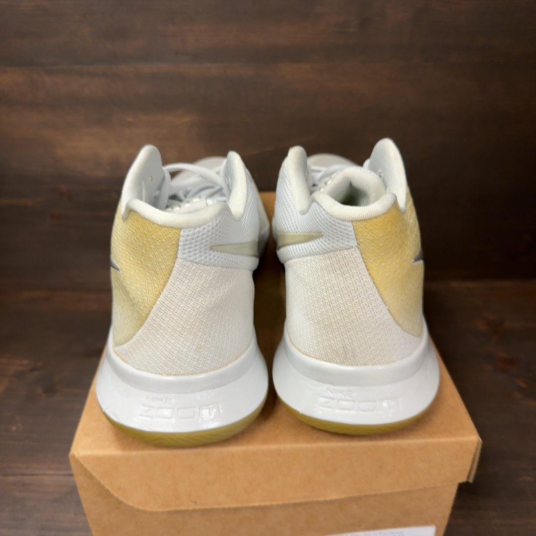 Nike Kyrie 3 Time to Shine Size 12 (Pre-Owned) - Image 4