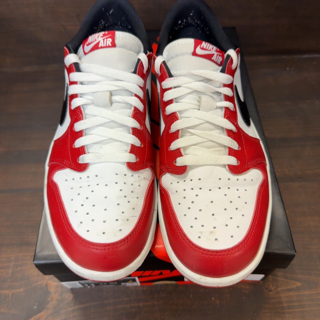 Jordan 1 Retro Low OG Chicago (2025) - Image 3