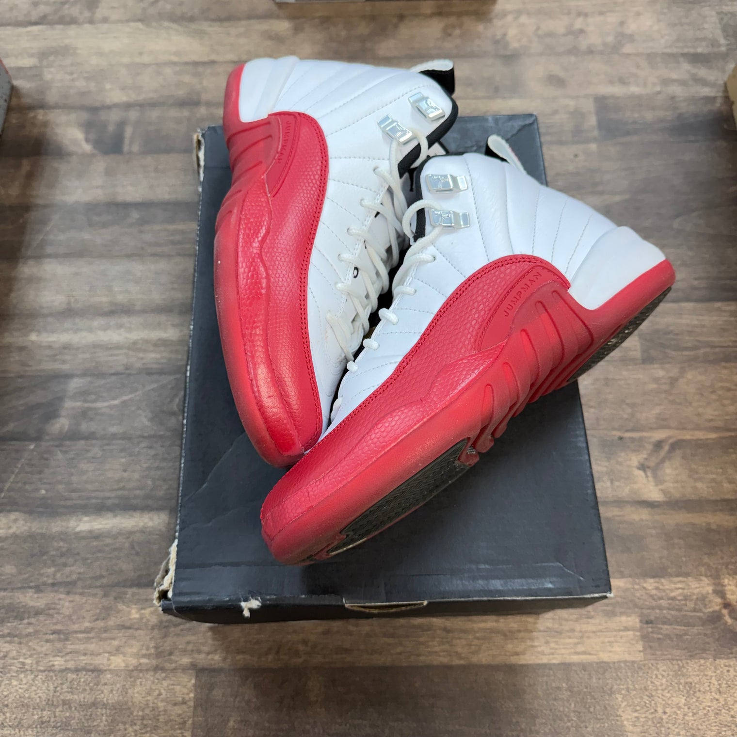 Cherry Jordan 12 Retro (GS) (USED)